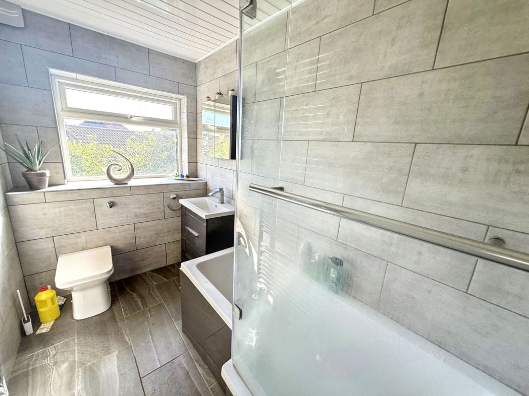 Bathroom W/C