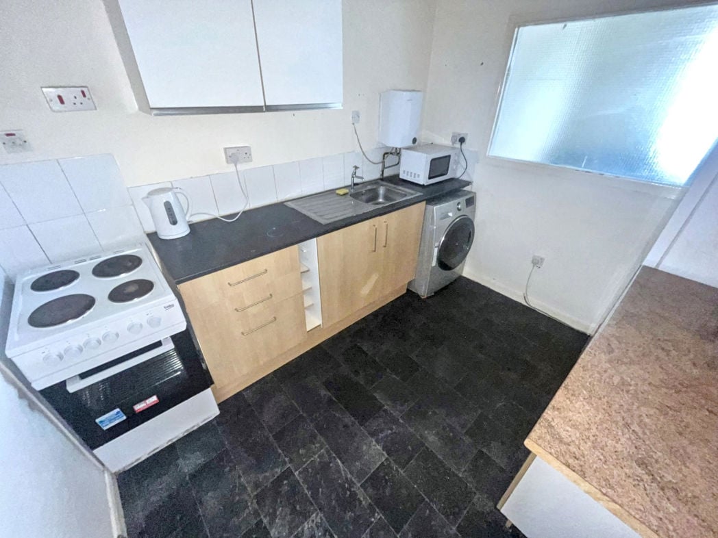 Property image 6 of 11