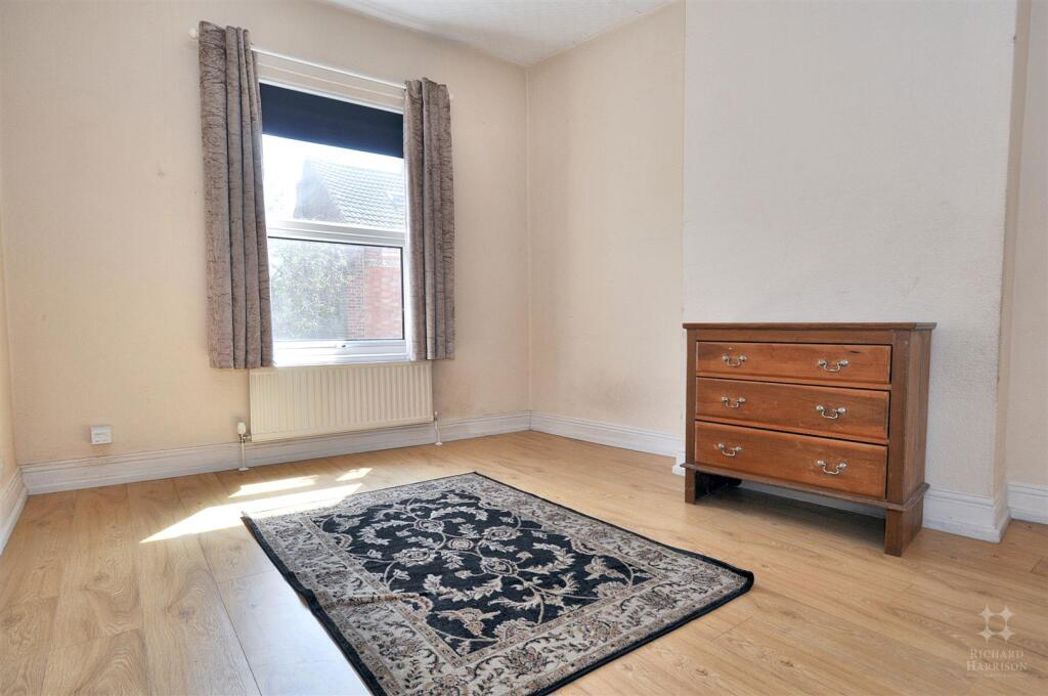 Property image 12 of 20