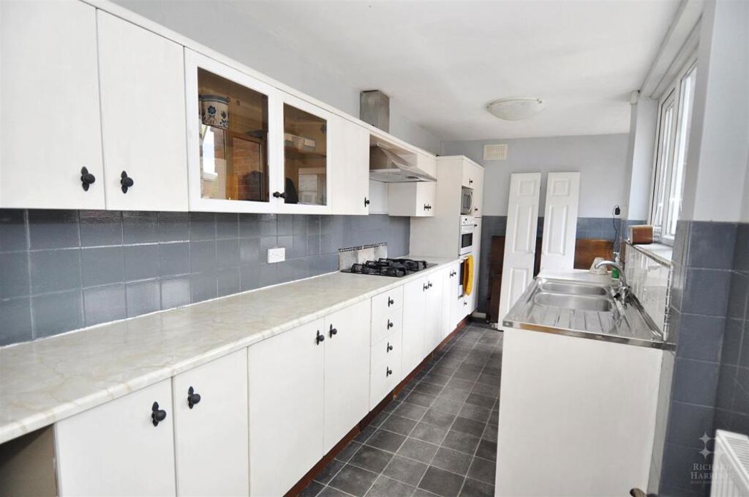 Property image 16 of 20