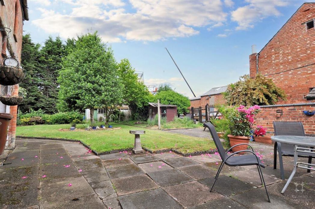 Property image 18 of 20