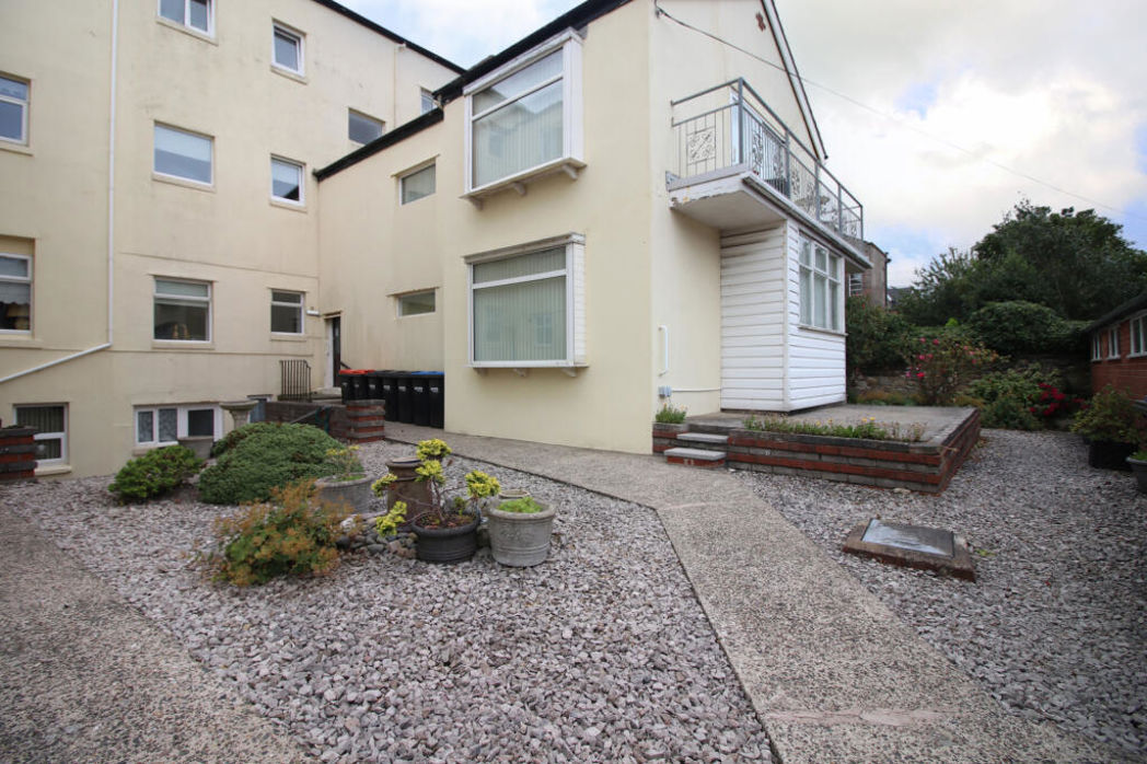 Property image 13 of 17