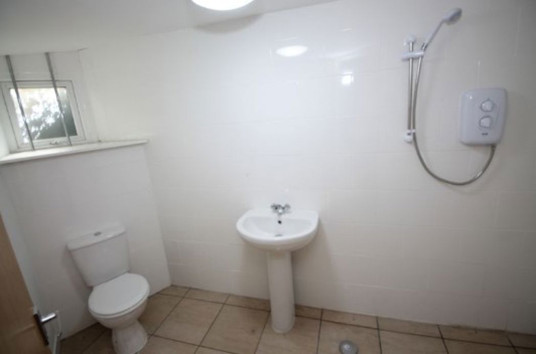Property image 8 of 23