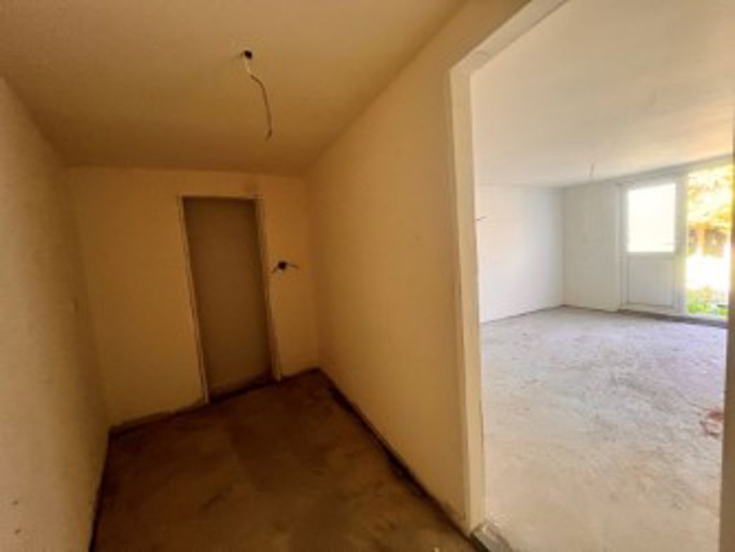 Property image 21 of 23
