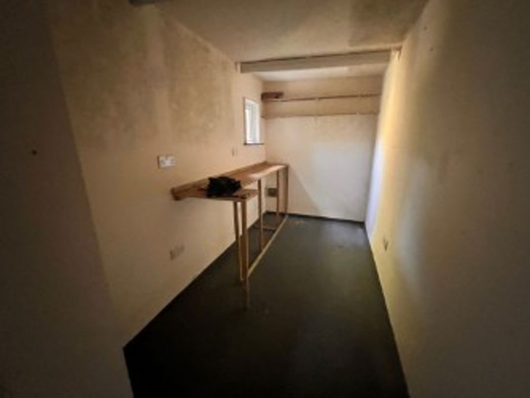 Property image 22 of 23