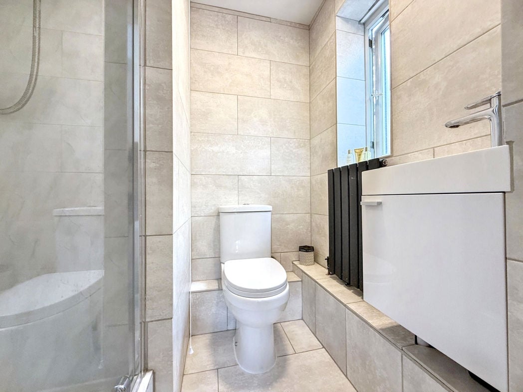 Property image 17 of 29