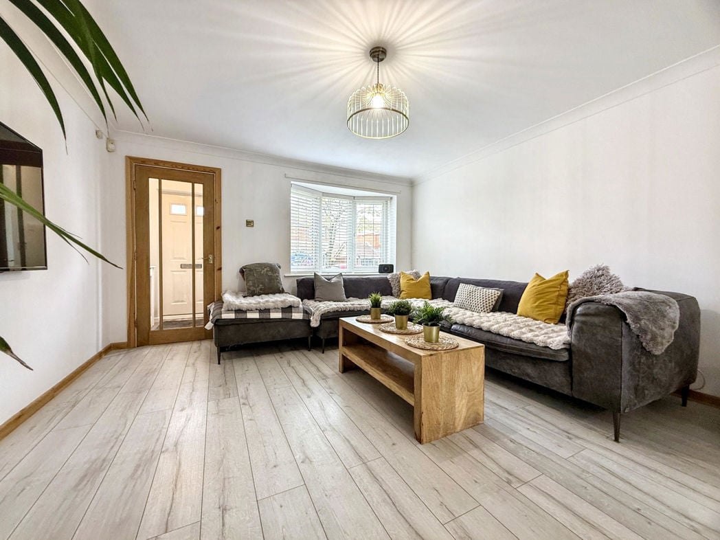 Property image 5 of 29