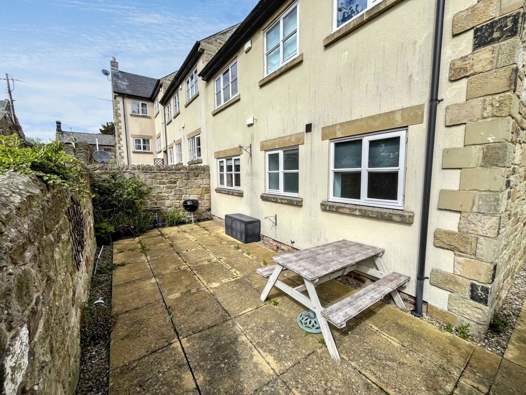 Property image 3 of 9