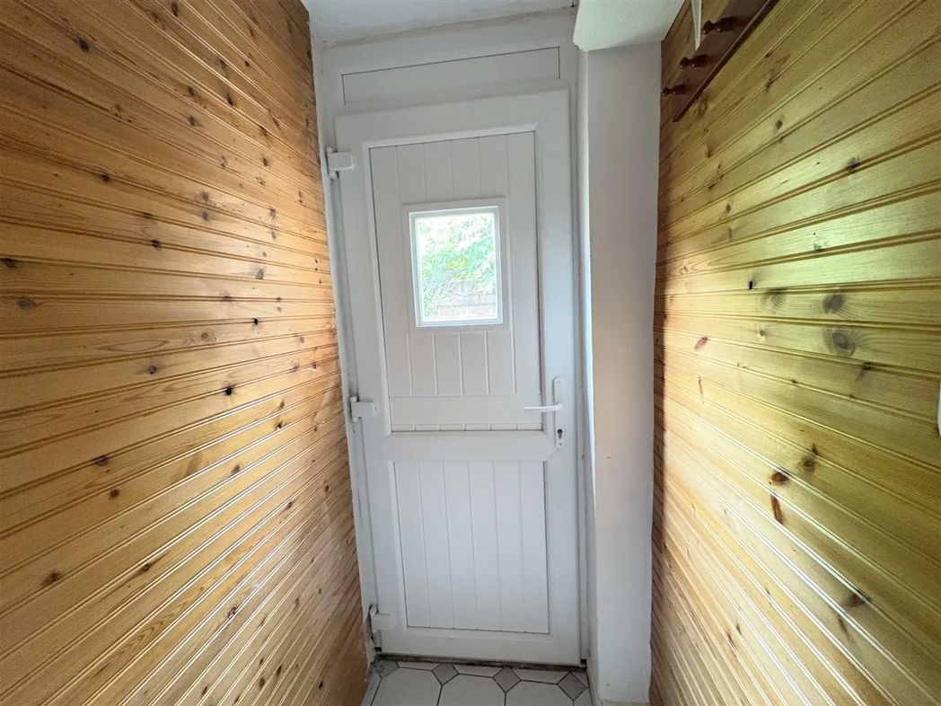Property image 17 of 19
