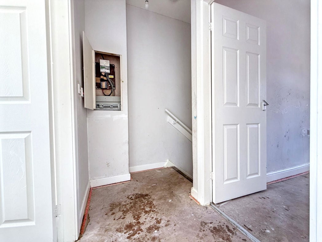 Property image 11 of 17