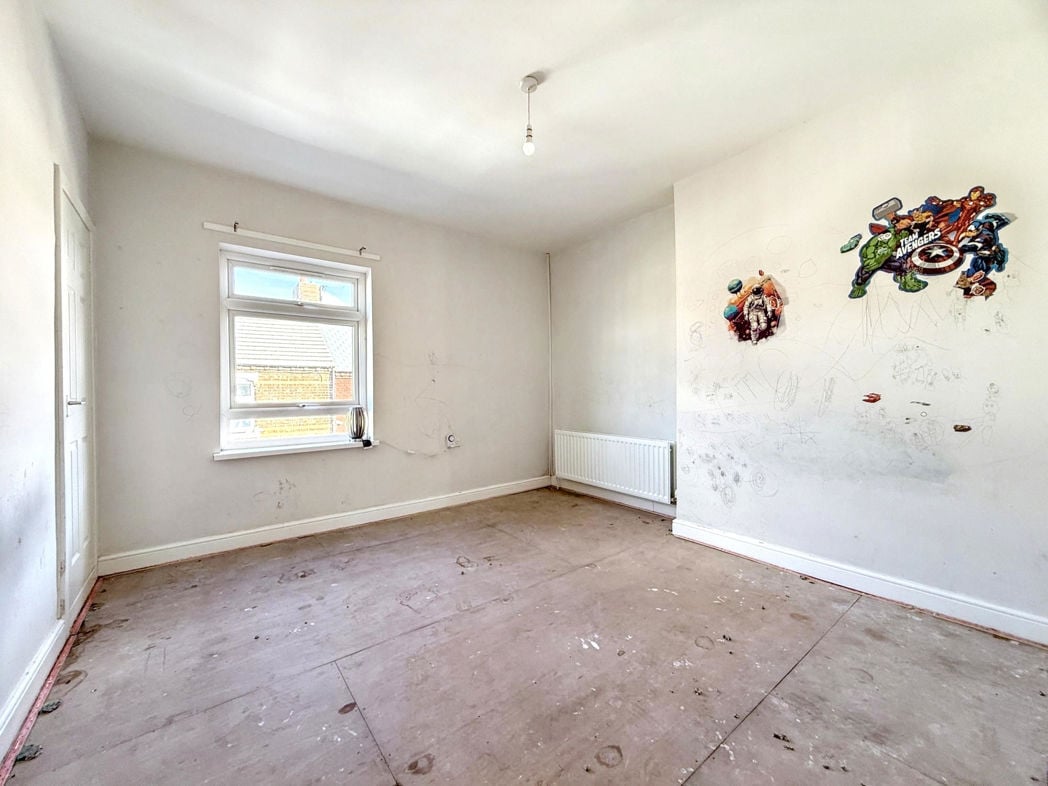 Property image 12 of 17