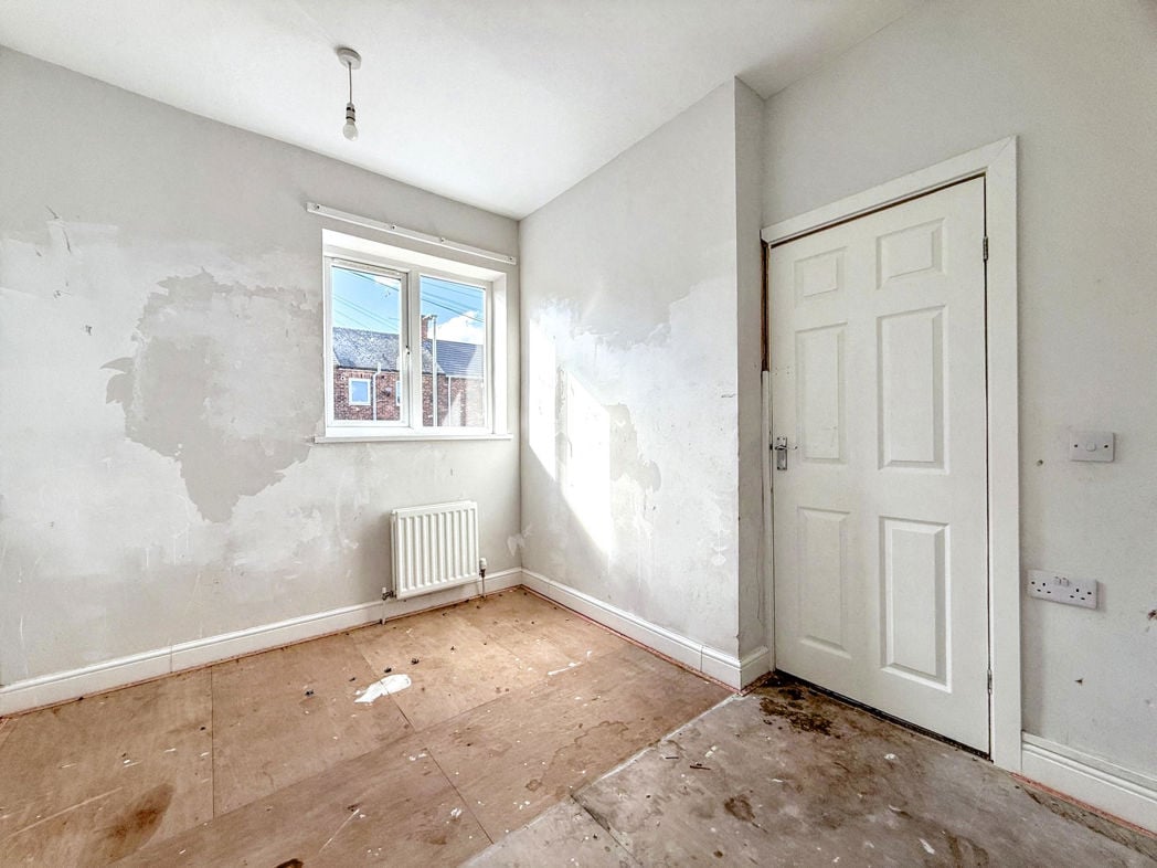 Property image 14 of 17