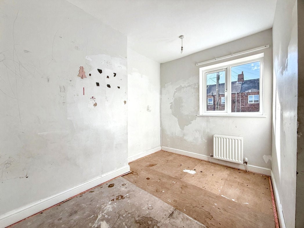 Property image 15 of 17