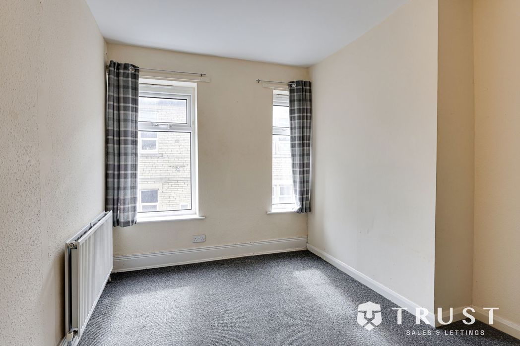 Property image 6 of 11