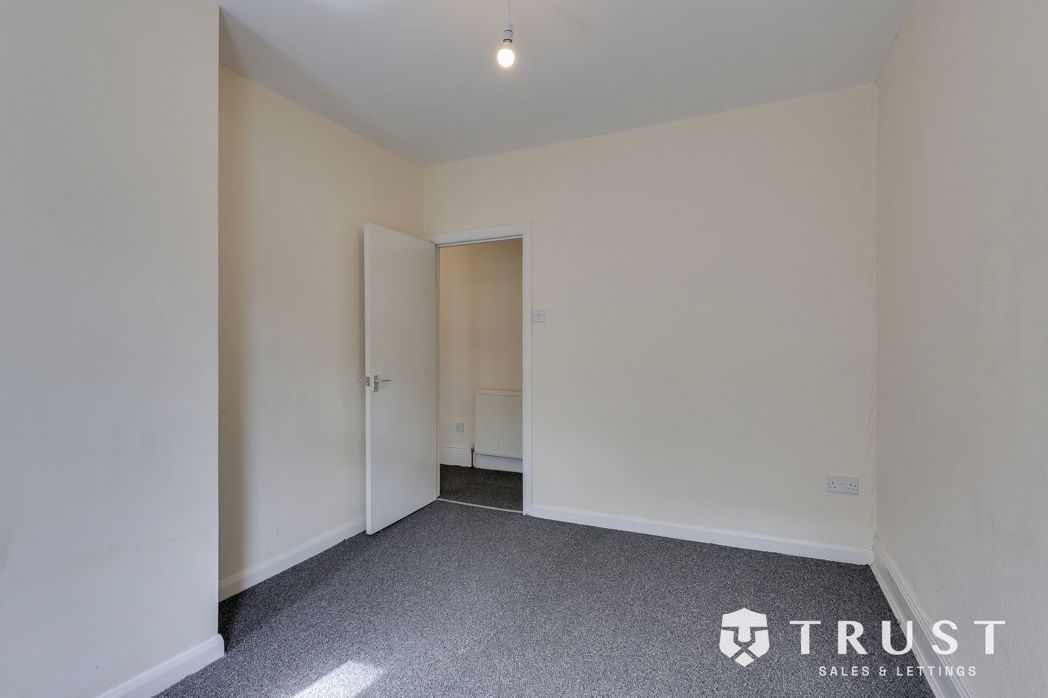 Property image 7 of 11