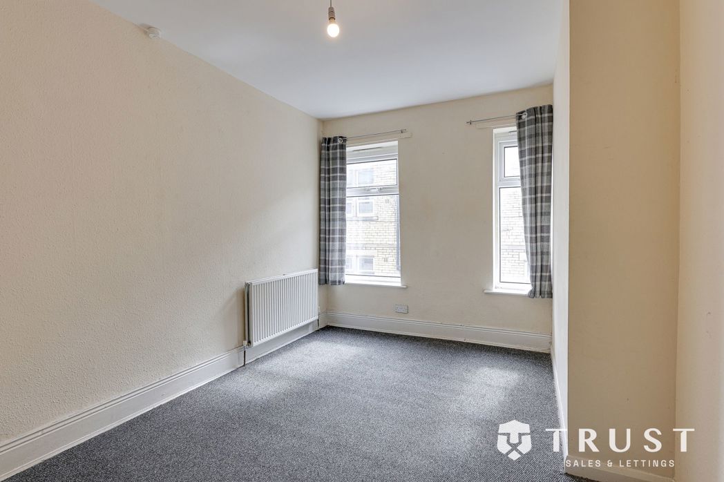 Property image 16 of 22
