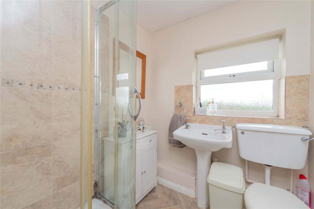 Property image 6 of 25