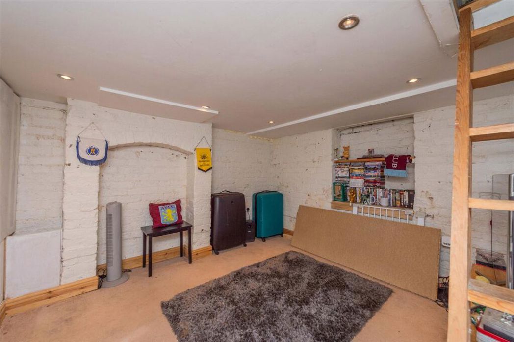 Property image 7 of 25