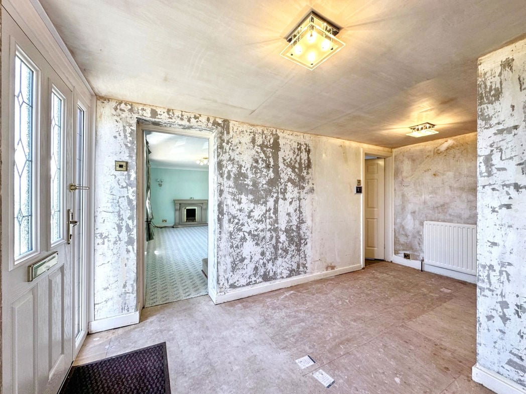 Property image 10 of 32