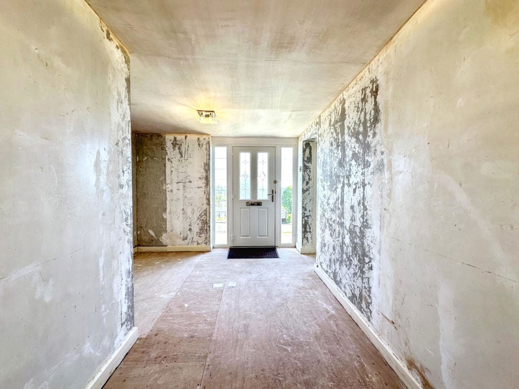 Property image 11 of 32