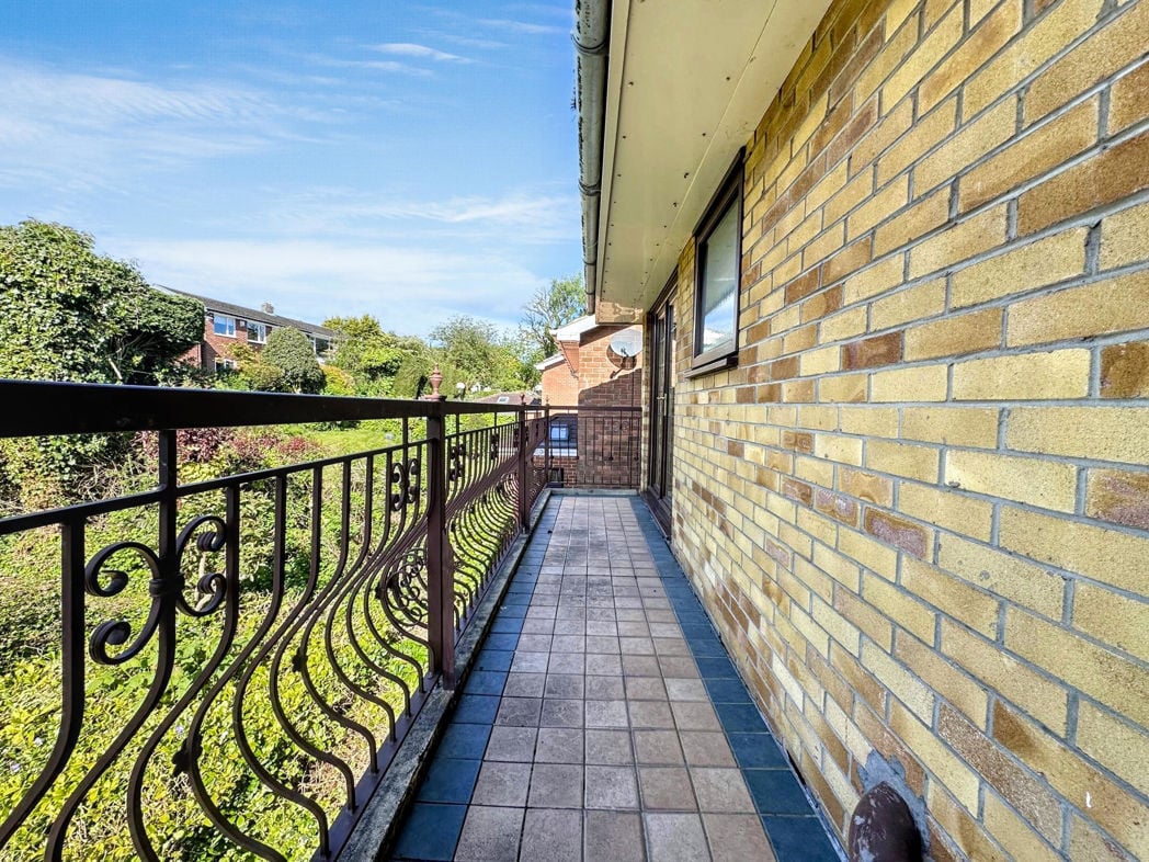 Property image 18 of 32