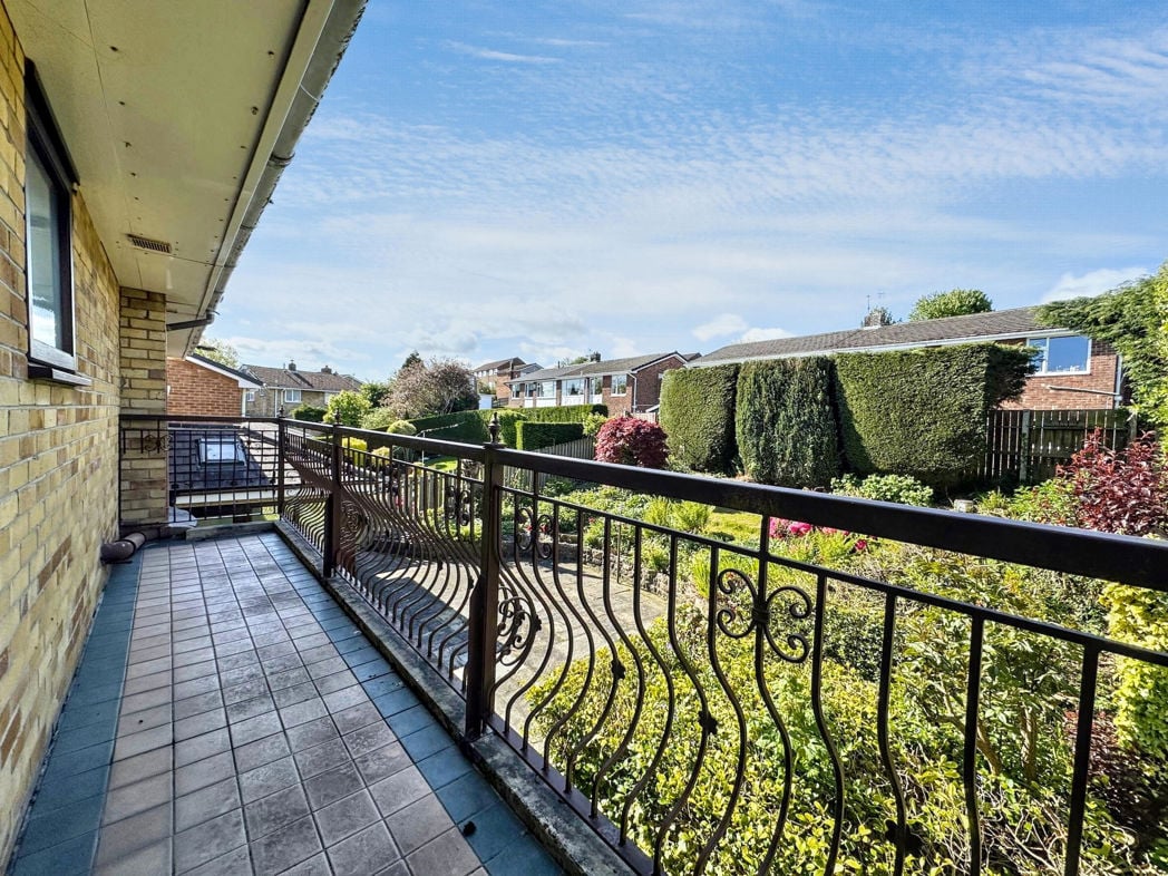 Property image 17 of 32