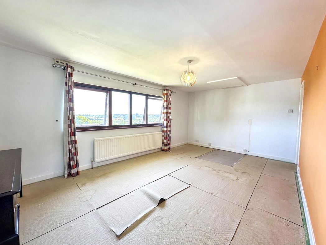 Property image 13 of 32