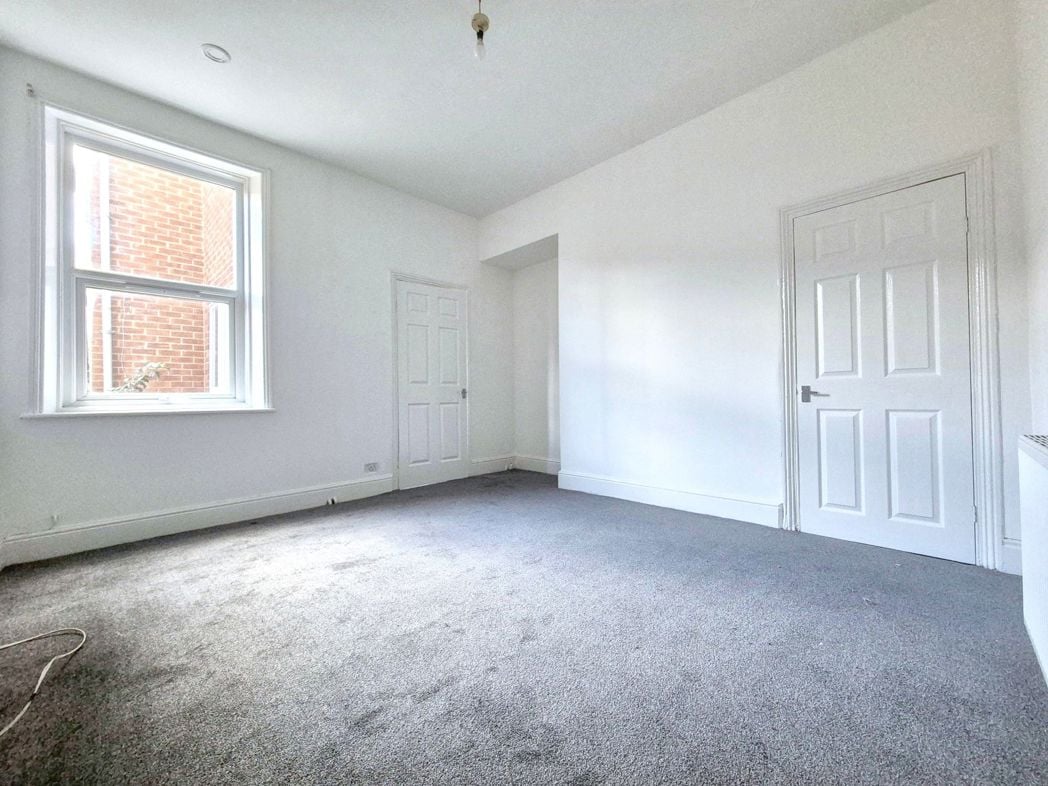 Property image 5 of 13