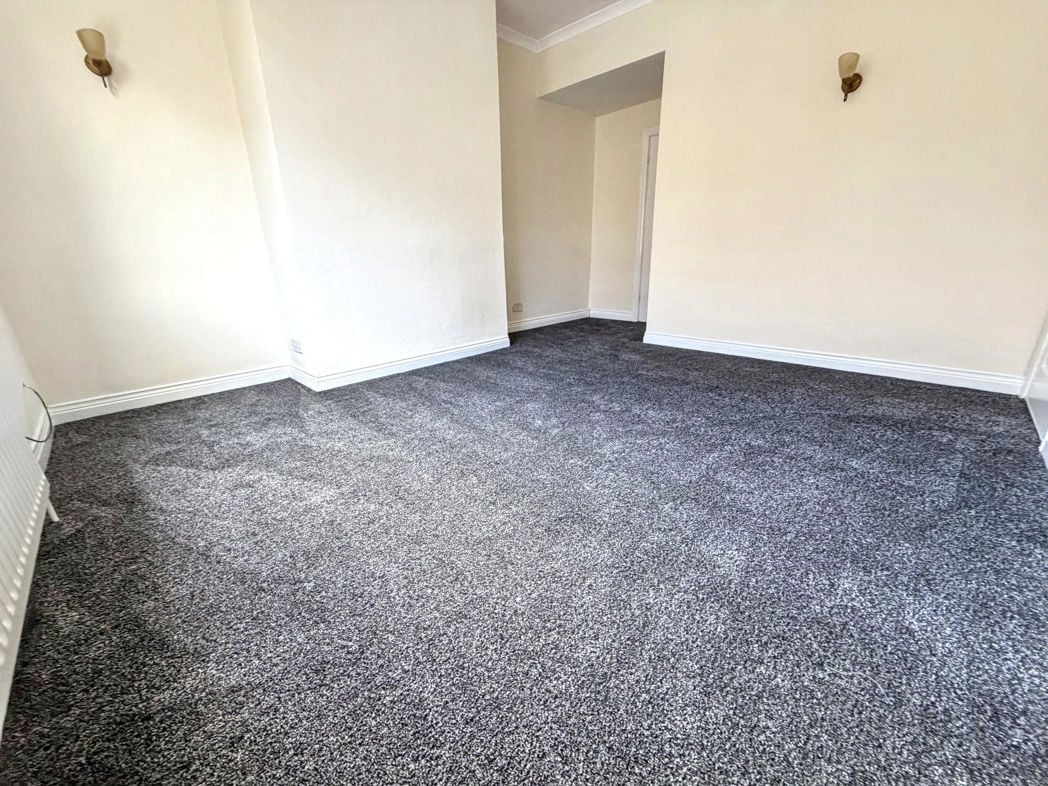 Property image 5 of 14