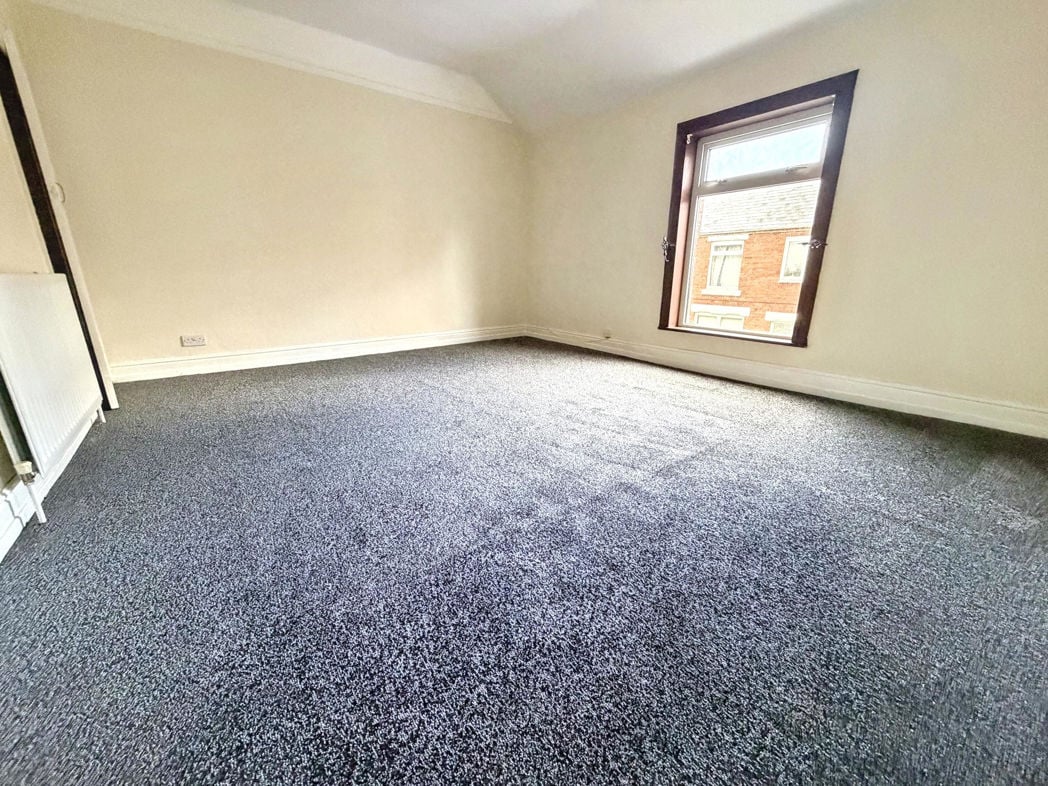 Property image 11 of 14