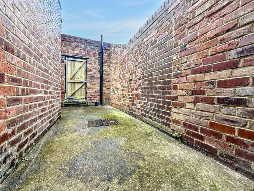 Property image 13 of 14