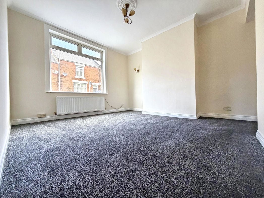 Property image 2 of 14