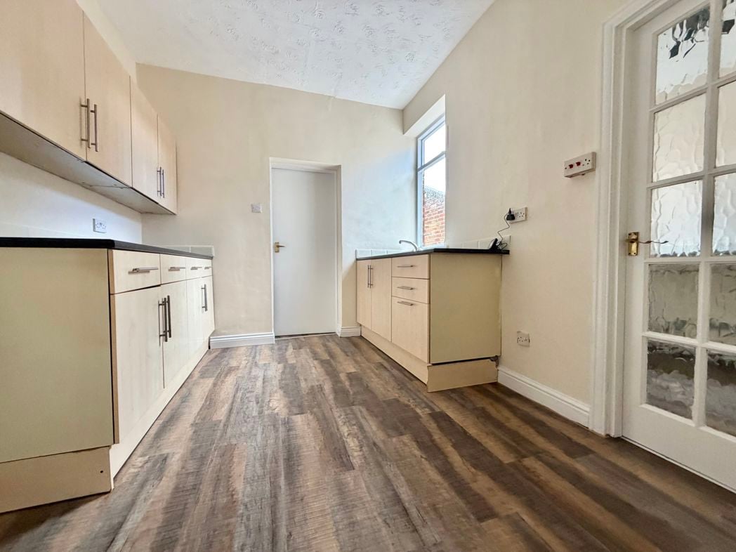 Property image 6 of 14