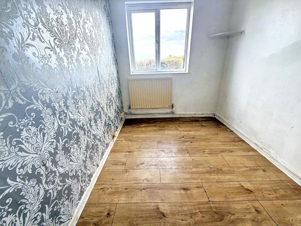 Property image 3 of 6