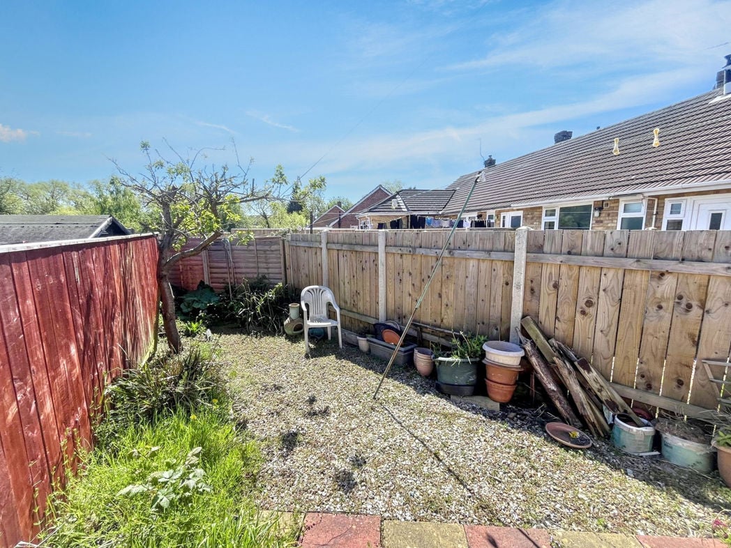 Property image 11 of 13