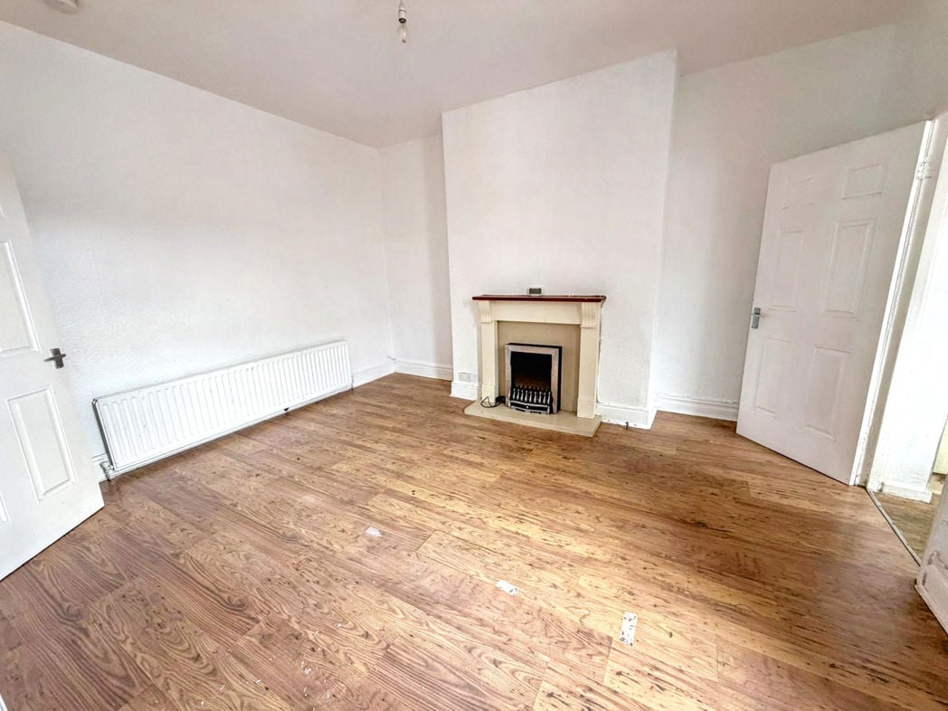 Property image 2 of 11