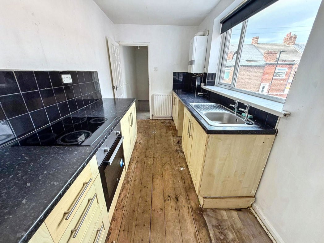 Property image 3 of 11
