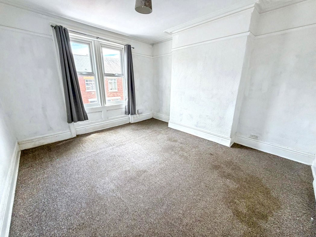 Property image 4 of 11