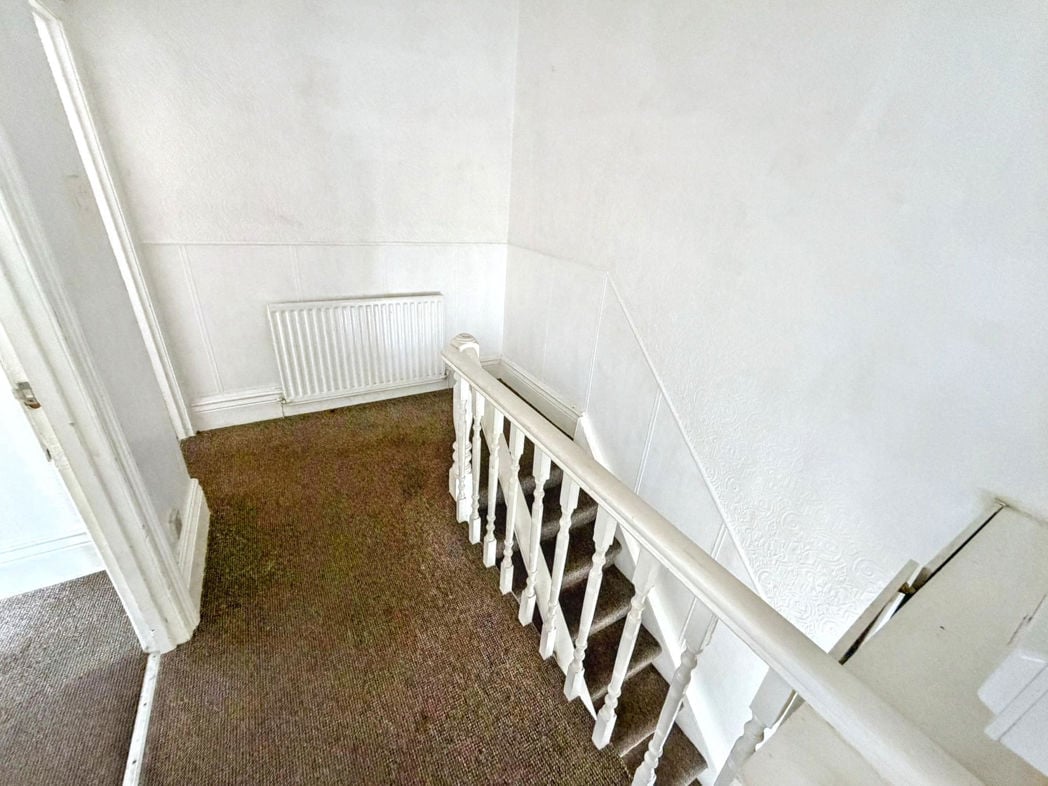 Property image 5 of 11