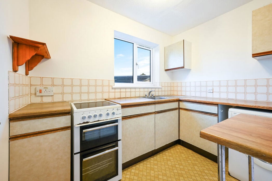 Property image 3 of 16