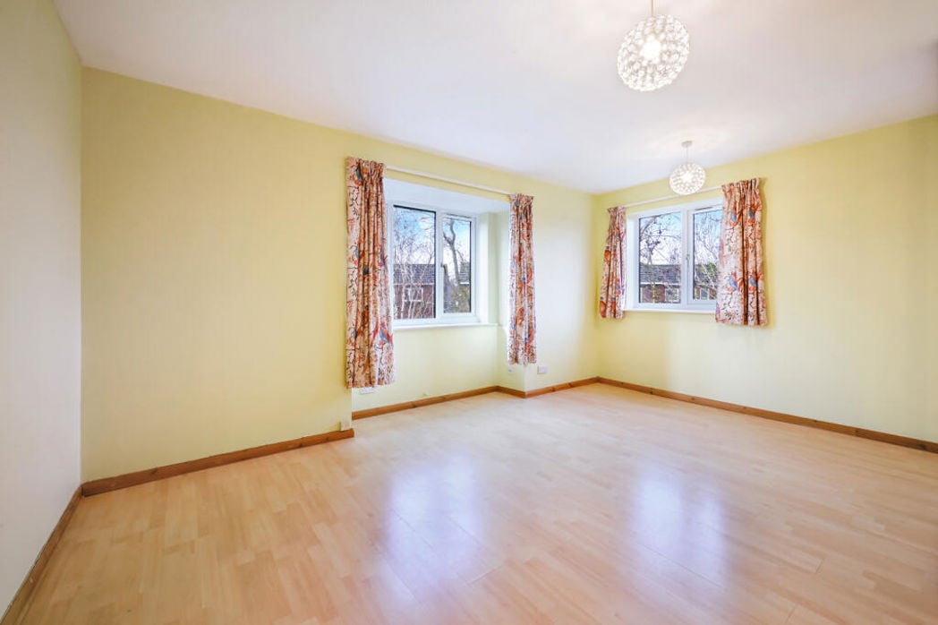 Property image 6 of 16