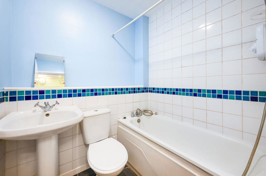 Property image 13 of 16
