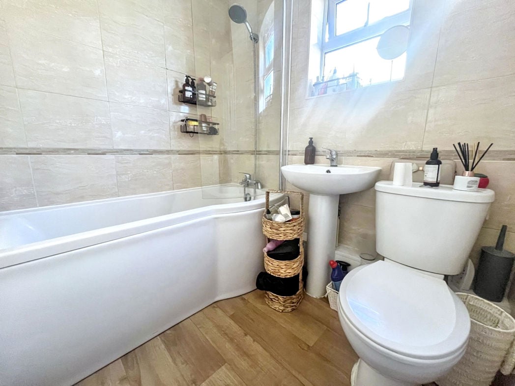 Property image 8 of 21