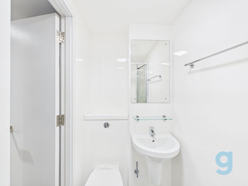 Property image 11 of 26