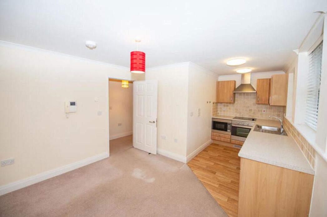 Property image 13 of 18