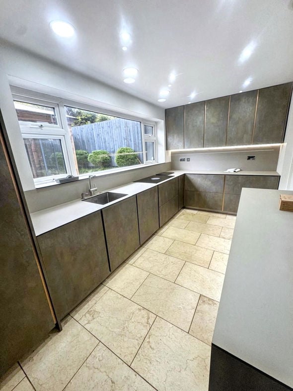 Property image 3 of 34