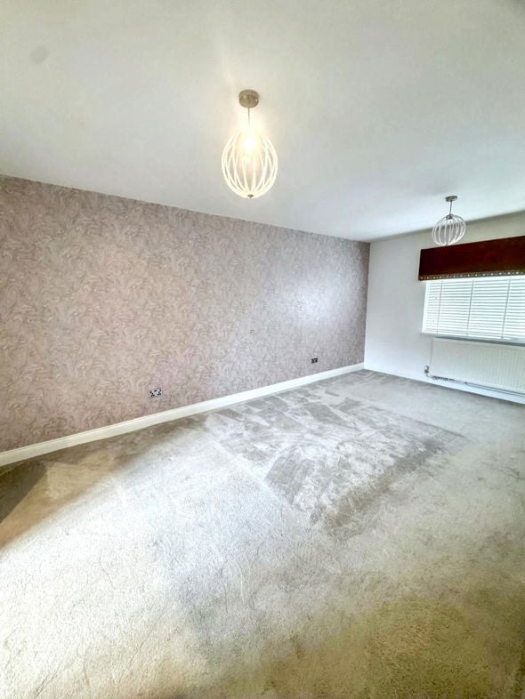 Property image 12 of 34