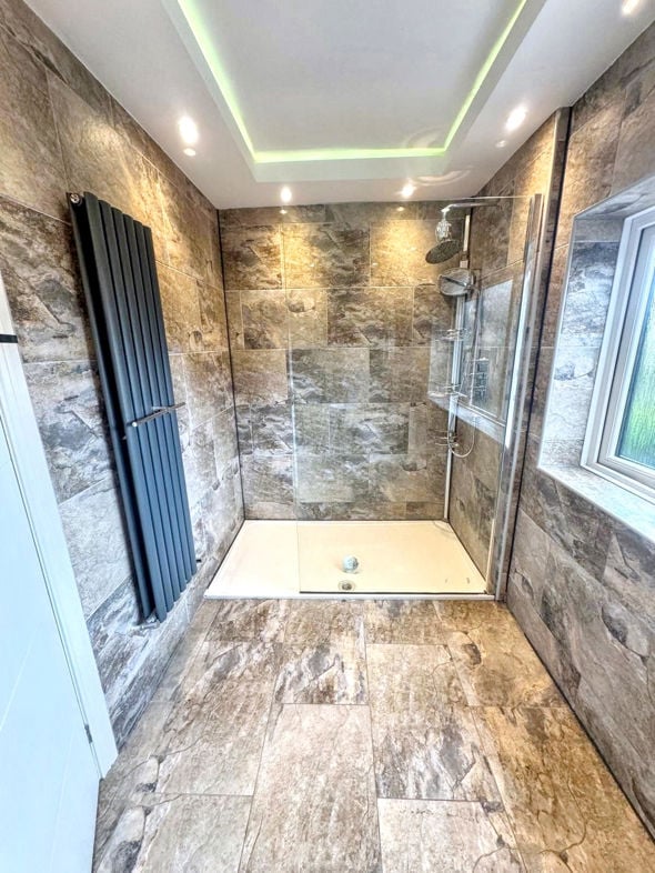 Property image 15 of 34