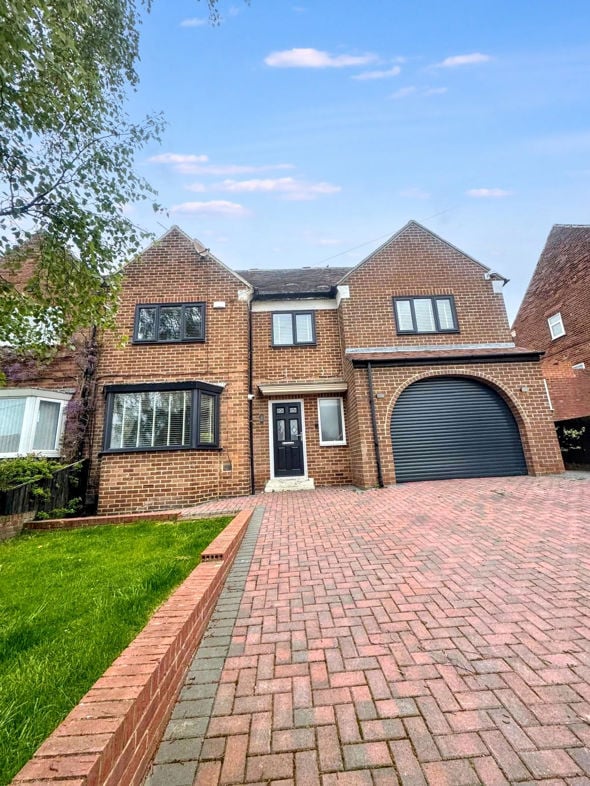 Property image 28 of 34