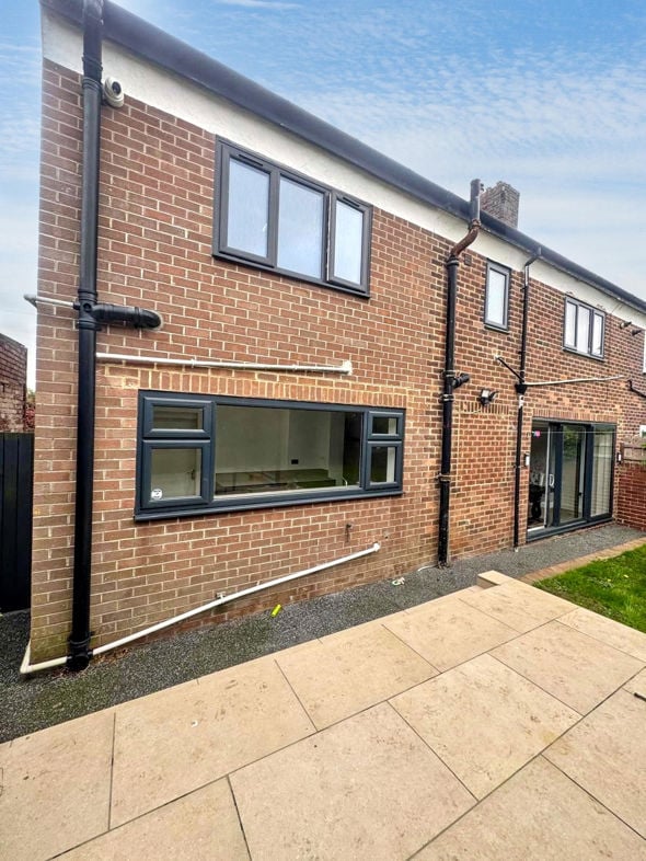 Property image 29 of 34